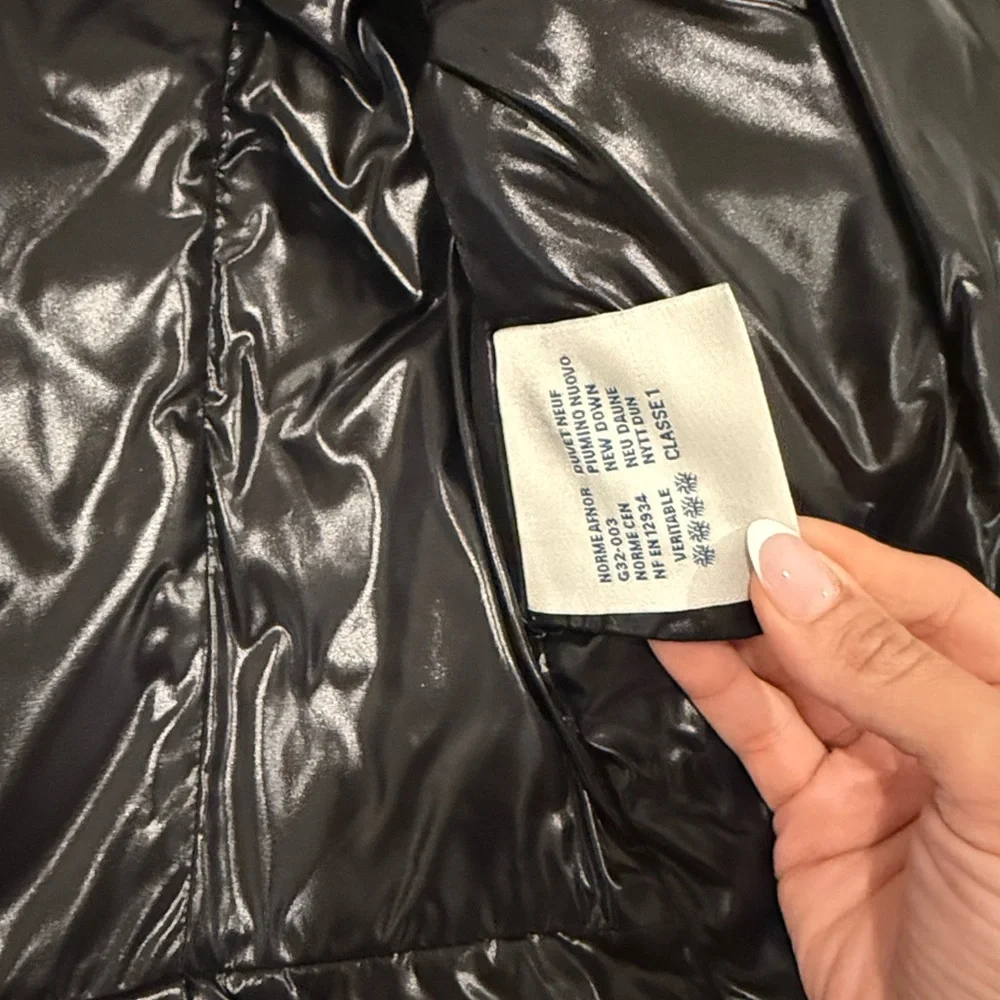 Moncler Shiny Black Women's Puffer Jacket - Picture 5 of 9